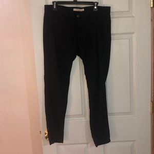 Black jeggings